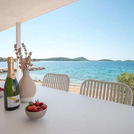 Oikos Resort Buqez - Villa Moonlight 77 Villa