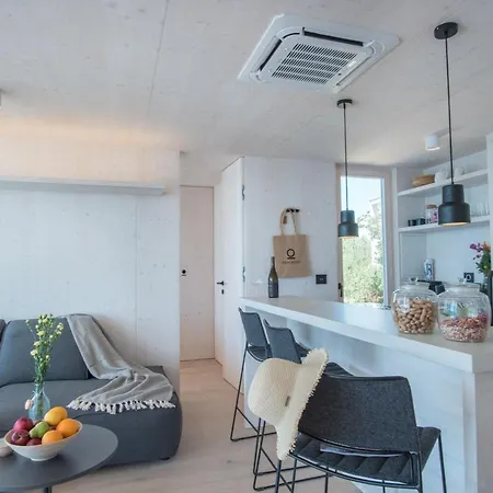 Oikos Resort Buqez - Villa Moonlight 77 *